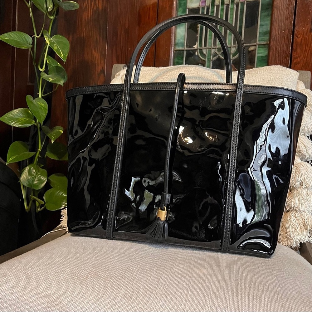 Dolce  & Gabbana Cheetah print interior and black exterior 
Brand new with tags